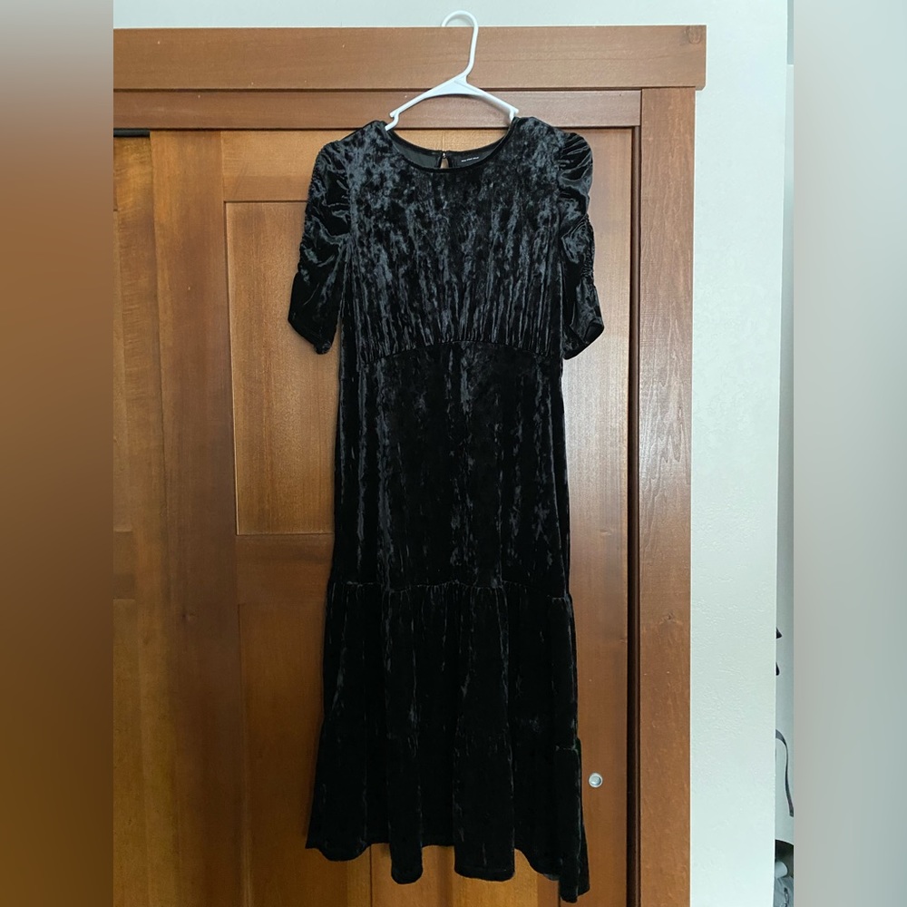 Black, velvet, short sleeve midi dress